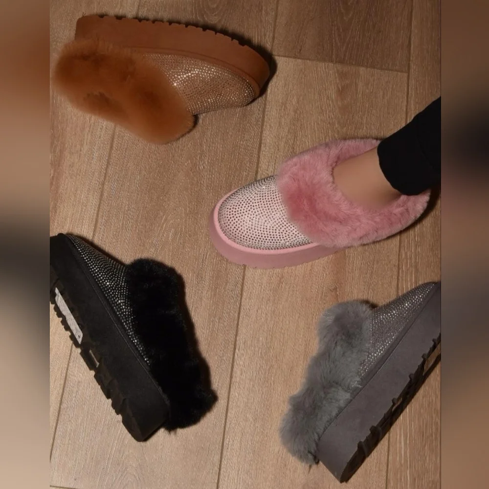 Glam Plush Platform Booties - Chestnut